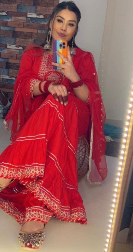 Spend Romantic And Dreamy Time With Ladies From Raipur Escort Service